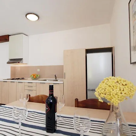 Rokov.3 Apartamento
